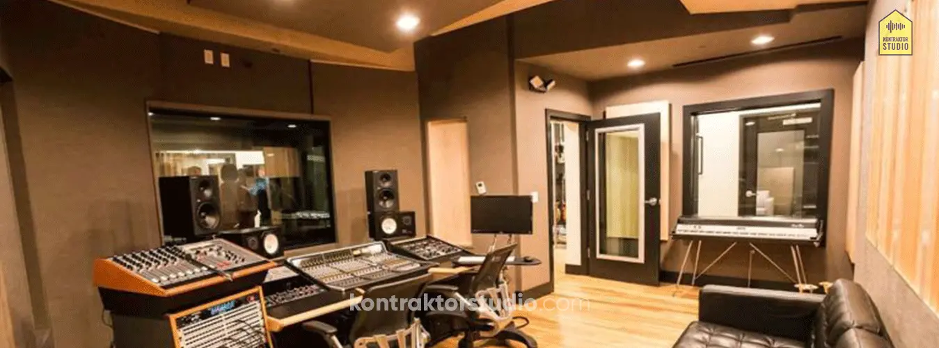 Peredam-Suara-Studio